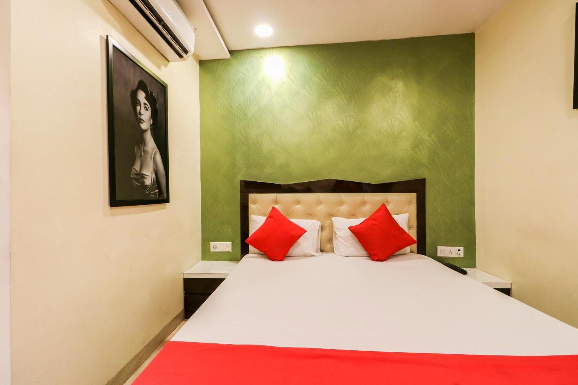 Hotel O Abi Inn Hotel Near Dhakuria Manipal Hospital Kalkata Exteriér fotografie
